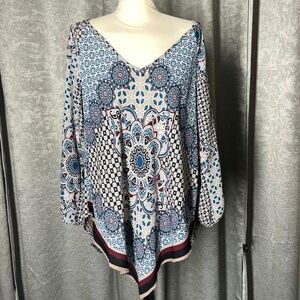 Women’s 2X free 2 luv Blue/Gray Top